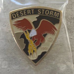 Multiple New 1991 Desert Storm Eagle Lightning Bolts Camouflage Military Pin